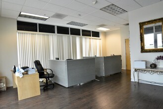 2280 Valley Blvd, Pomona, CA for lease Interior Photo- Image 2 of 13