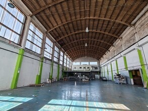 Industrial in L'Hospitalet de Llobregat, Barcelona for lease Interior Photo- Image 1 of 12