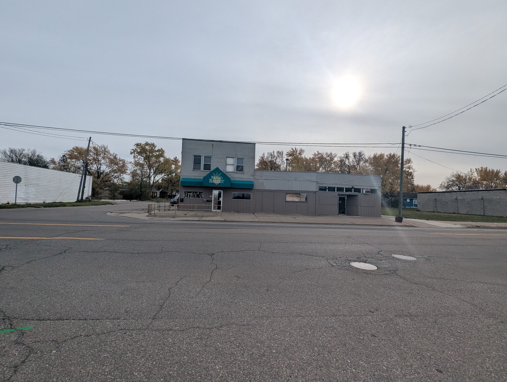 3001-3003 Corunna Rd, Flint, MI for lease Building Photo- Image 1 of 7