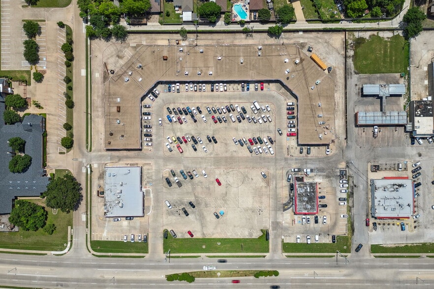 6300 Samuell Blvd, Dallas, TX for lease - Building Photo - Image 2 of 6