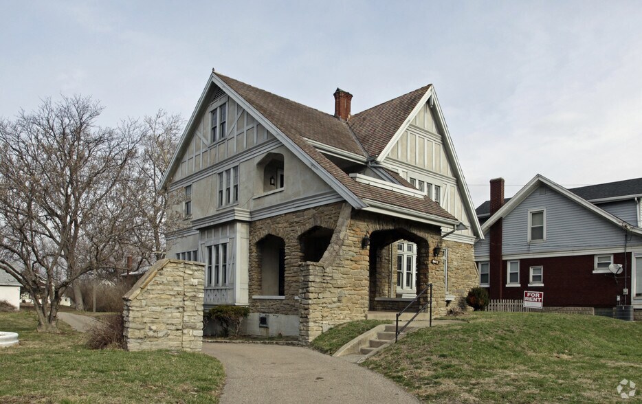 8411 Reading Rd, Reading, OH for sale - Primary Photo - Image 1 of 6