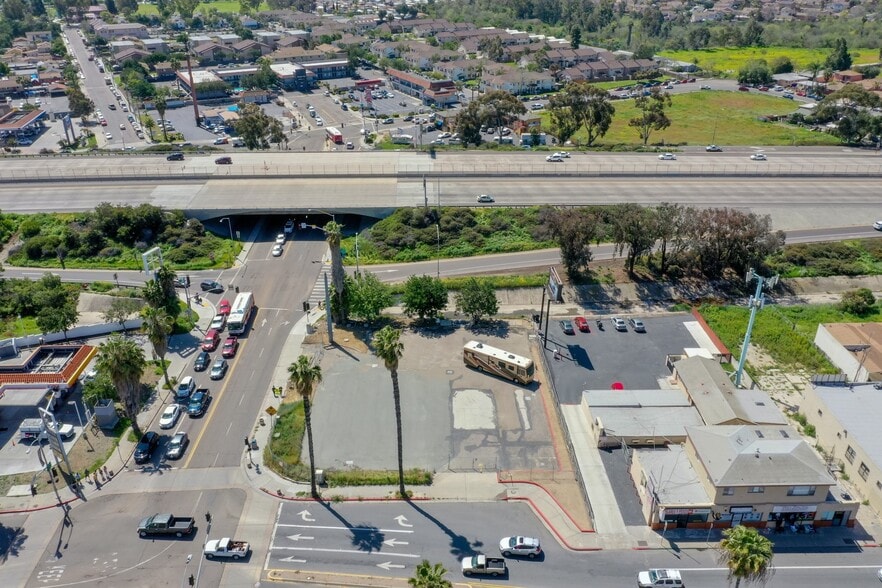 120 W San Ysidro Blvd, San Diego, CA for sale - Primary Photo - Image 1 of 4
