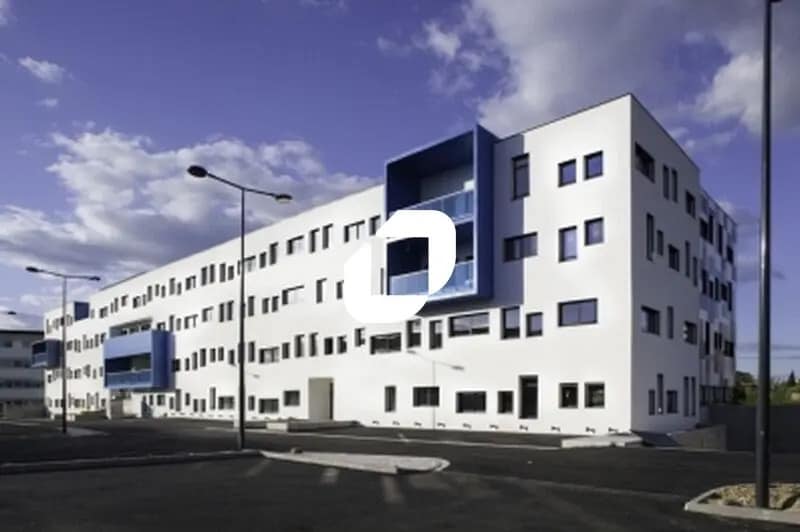 Office in Montpellier for lease - Building Photo - Image 2 of 11