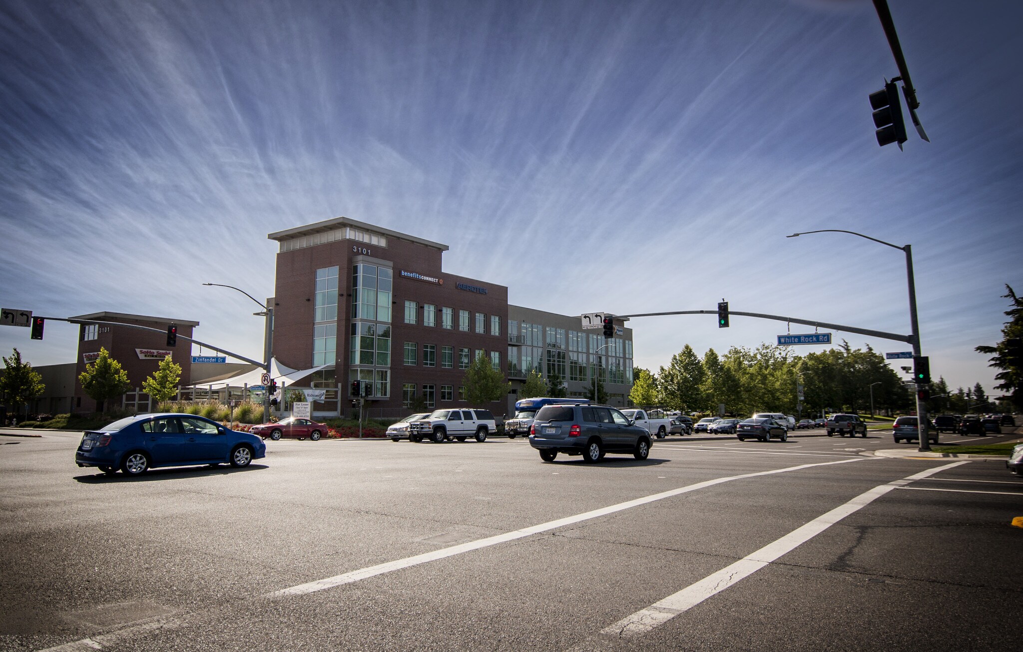 3101 Zinfandel Dr, Rancho Cordova, CA 95670 Zinfandel Place