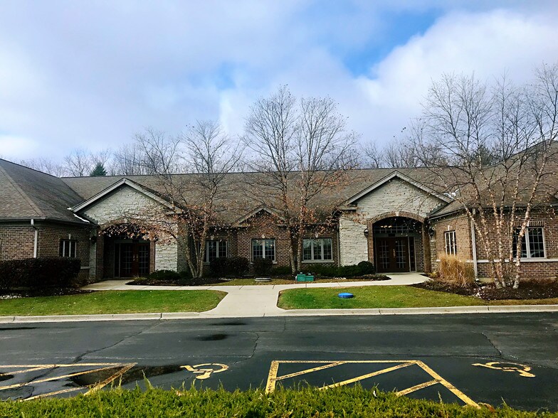 10 Executive Ct, South Barrington, IL for sale - Building Photo - Image 1 of 1