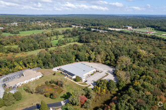 2240 S County Trl, East Greenwich, RI - aerial  map view