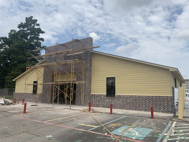 2911 Wood River Dr, Spring, TX for sale - Building Photo - Image 1 of 1