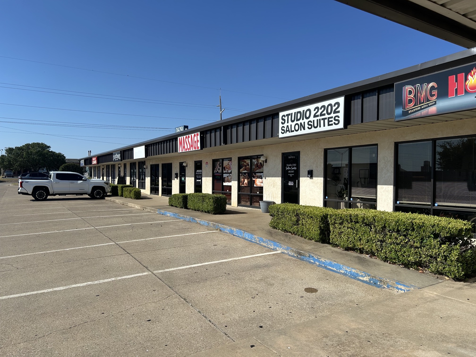 2629 NW Cache Rd, Lawton, OK for lease Building Photo- Image 1 of 6