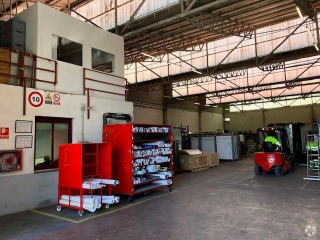 Industrial in San Fernando De Henares, Madrid for sale - Primary Photo - Image 1 of 8