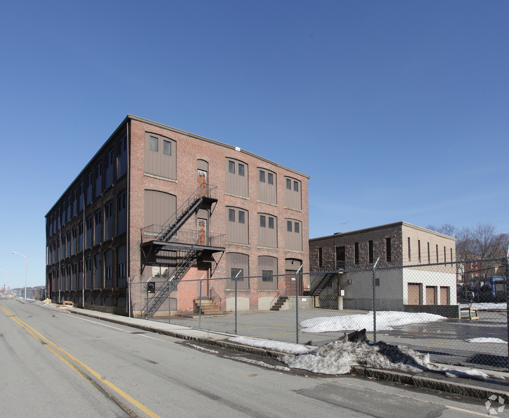 35 Armory St, Worcester, MA for lease Building Photo- Image 1 of 3