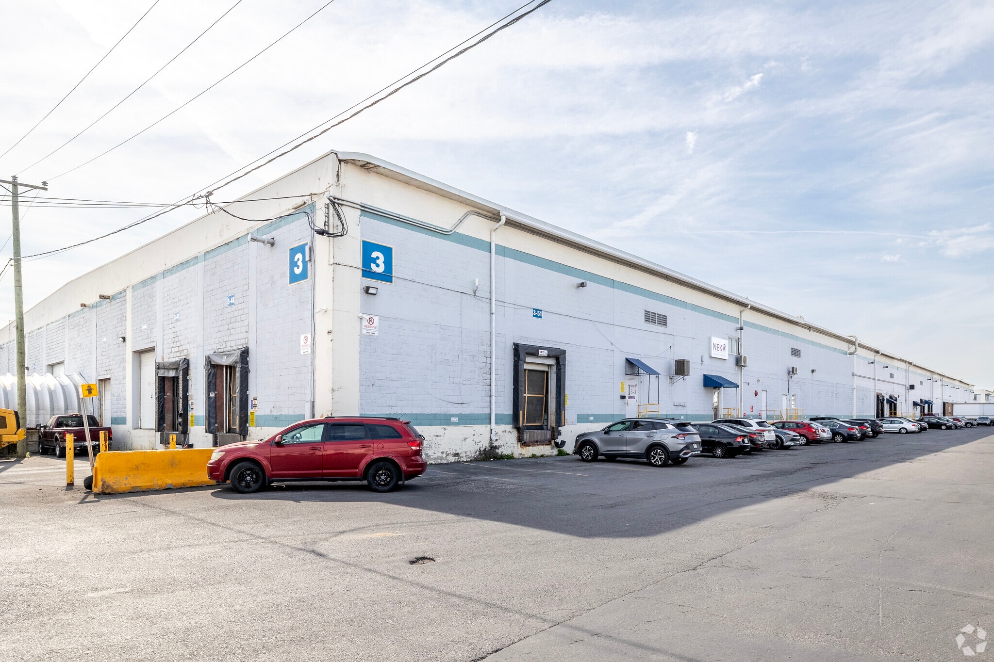 2555 Av Dollard, Montréal, QC for sale Primary Photo- Image 1 of 1