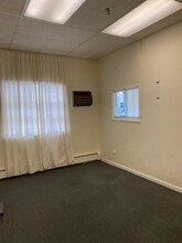 148 Veterans Dr, Northvale, NJ for lease Interior Photo- Image 1 of 5