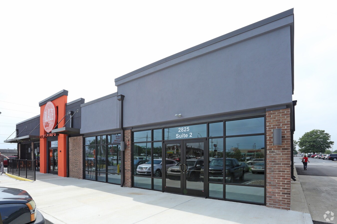 2823 Scottsville Rd, Bowling Green, KY 42104