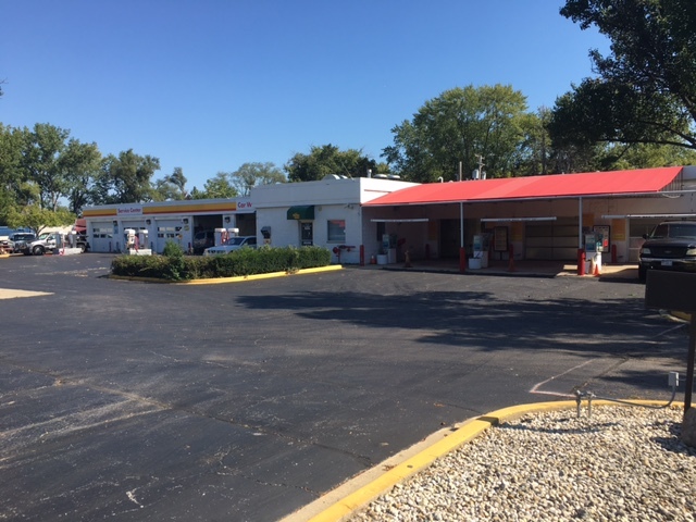 631 N Roselle Rd, Roselle, IL for lease - Building Photo - Image 1 of 2