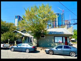 78 San Marcos St, Austin TX - Convenience Store