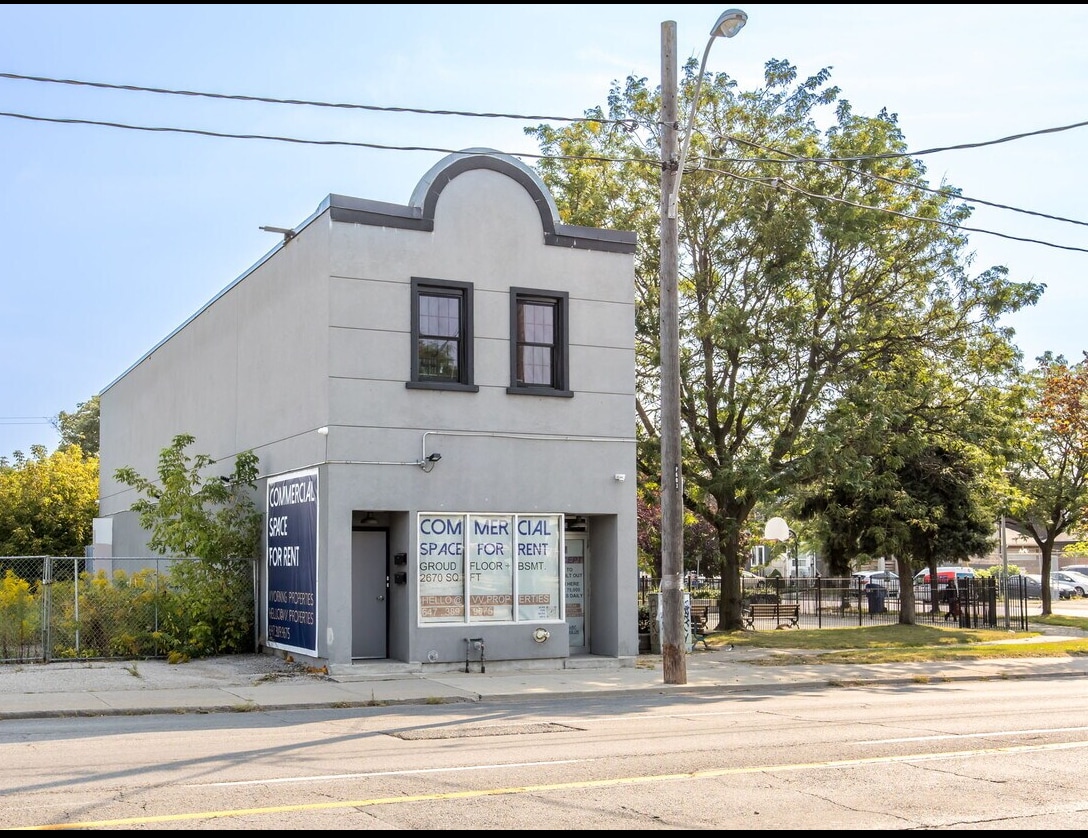 603 Keele St, Toronto, ON for lease Building Photo- Image 1 of 31