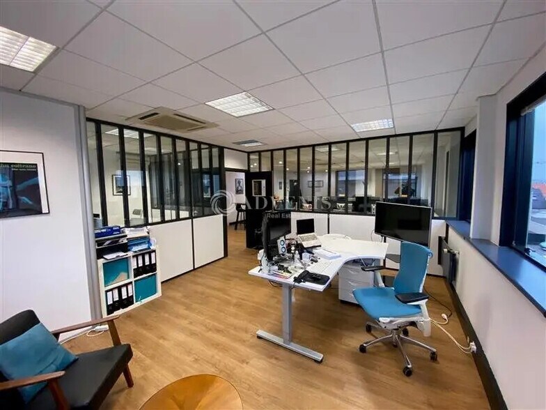 Office in Bry-sur-Marne for lease - Interior Photo - Image 3 of 6