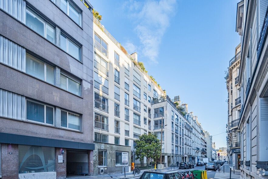 25 Rue De Chazelles, Paris for lease - Building Photo - Image 2 of 3