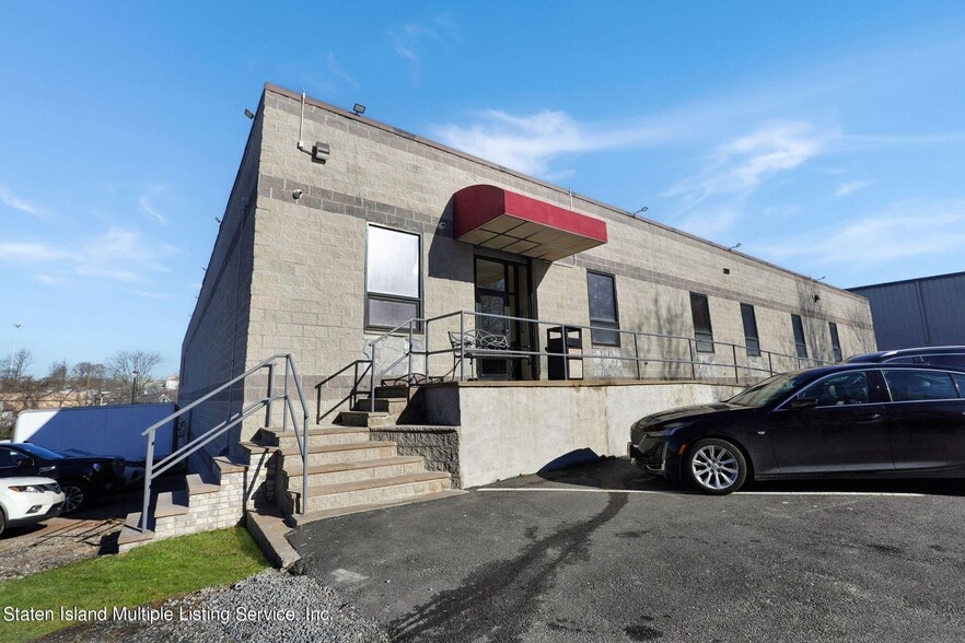 4442 Arthur Kill Rd, Staten Island, NY for lease - Primary Photo - Image 1 of 3