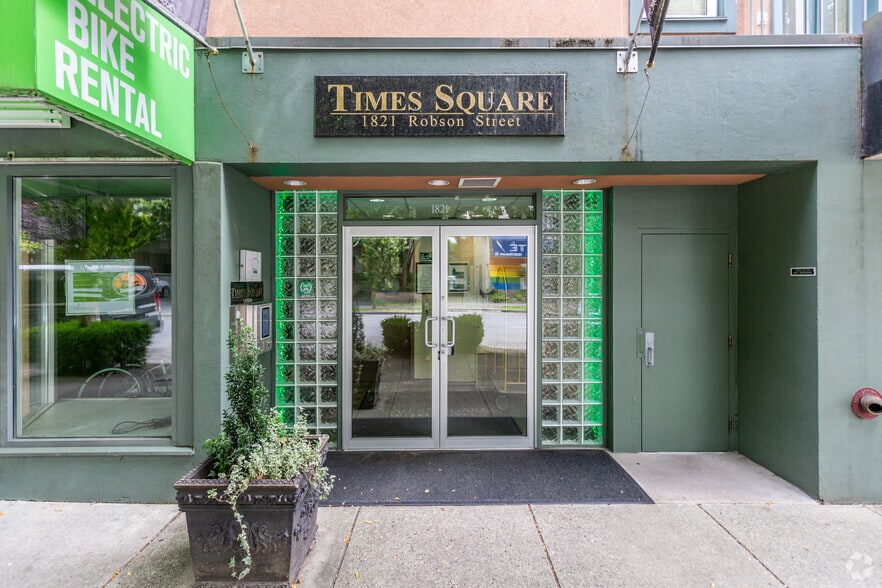1821 Robson St, Vancouver, BC for lease - Building Photo - Image 3 of 5