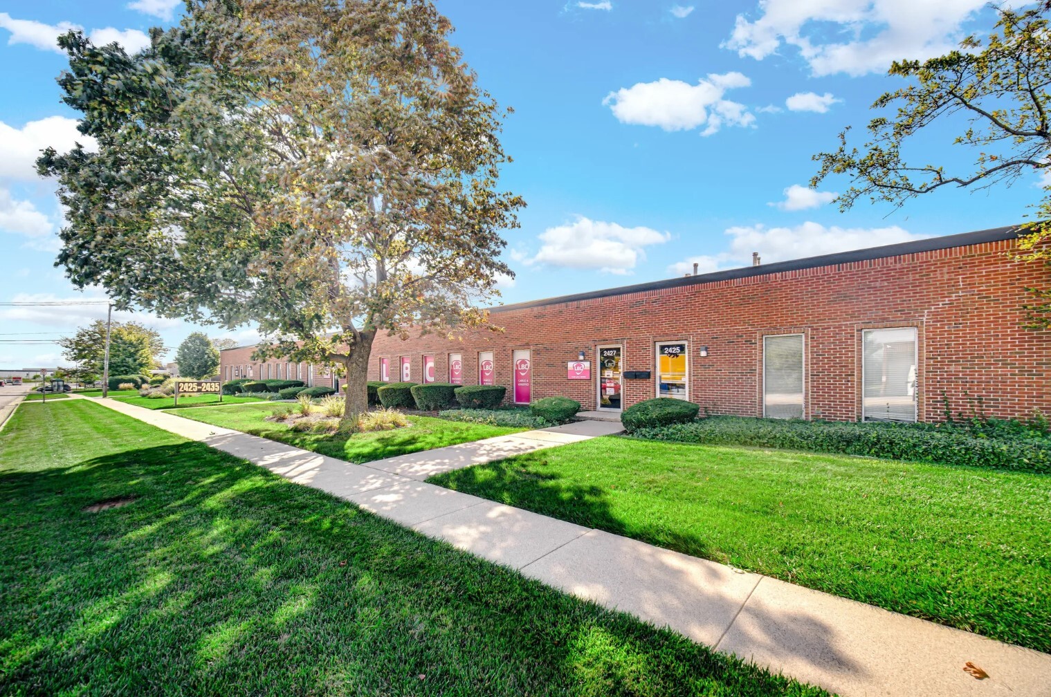 2425-2435 Devon Ave, Elk Grove Village, IL for lease Building Photo- Image 1 of 5