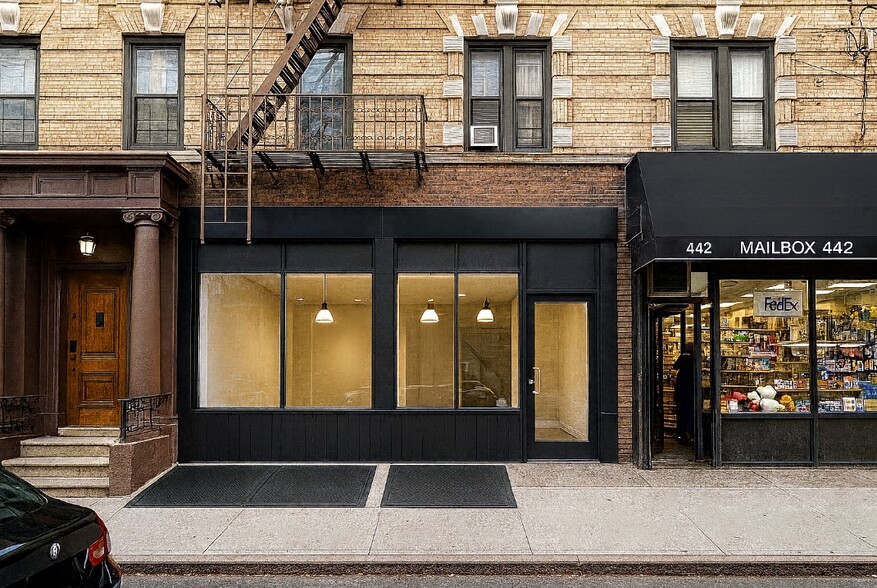 442 Lorimer St, Brooklyn, NY for lease - Building Photo - Image 1 of 5