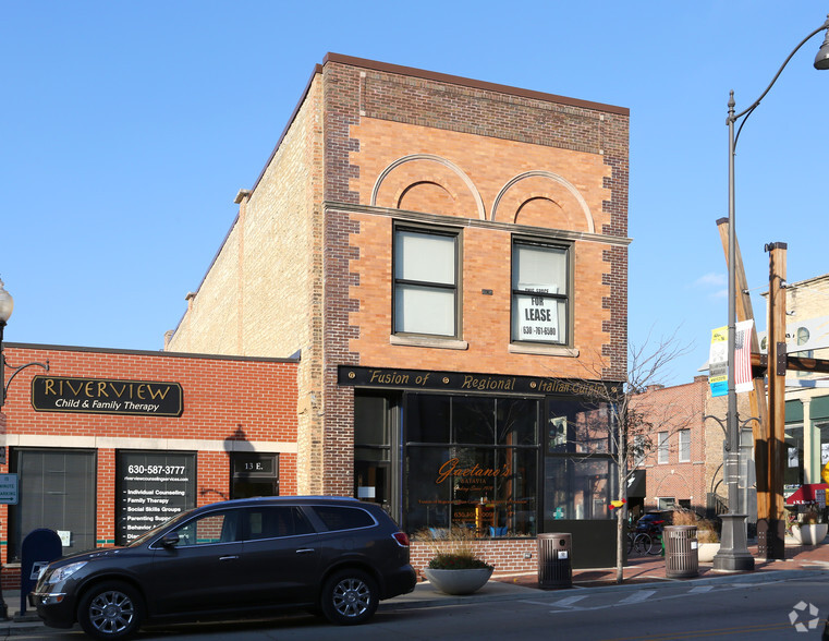 15 E Wilson St, Batavia, IL for lease - Building Photo - Image 2 of 3