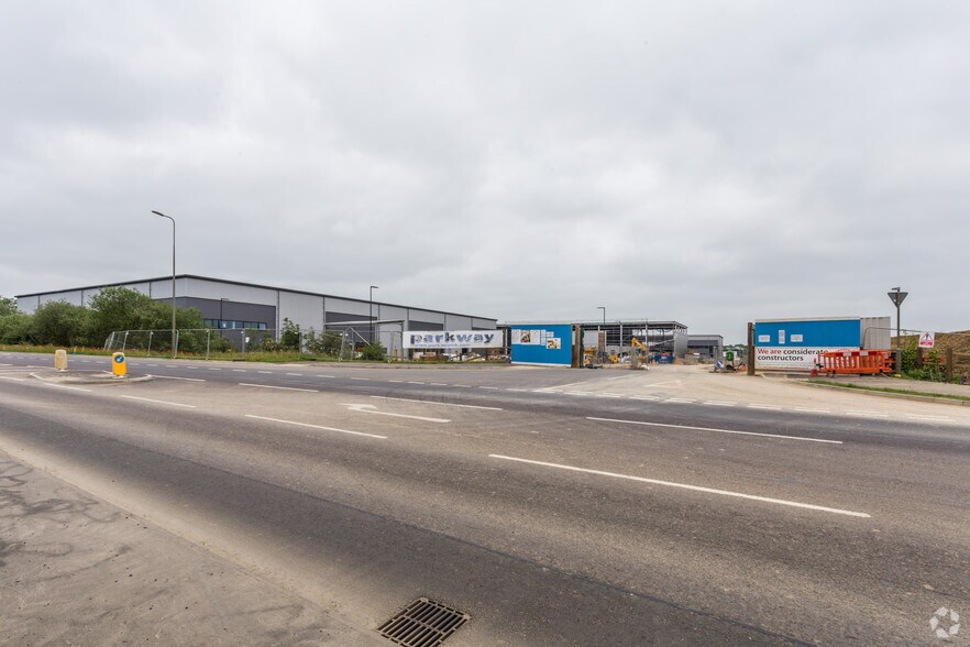 Ring Rd, Bicester for lease - Primary Photo - Image 1 of 9