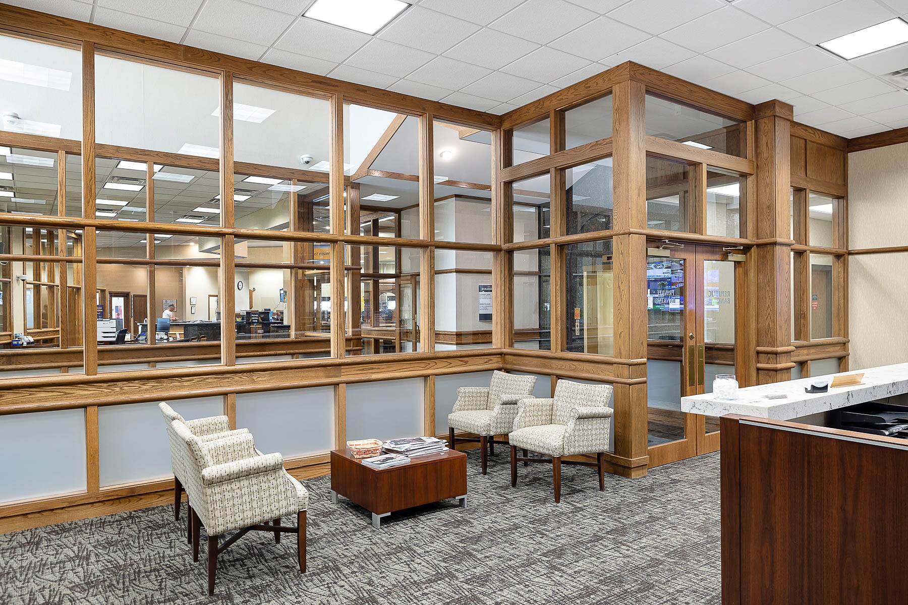 661 S Hurstbourne Pky, Louisville, KY 40222 Republic Bank Building