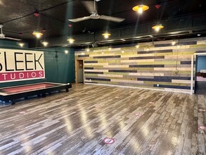 27202 Harper Ave, Saint Clair Shores, MI for lease Interior Photo- Image 1 of 3