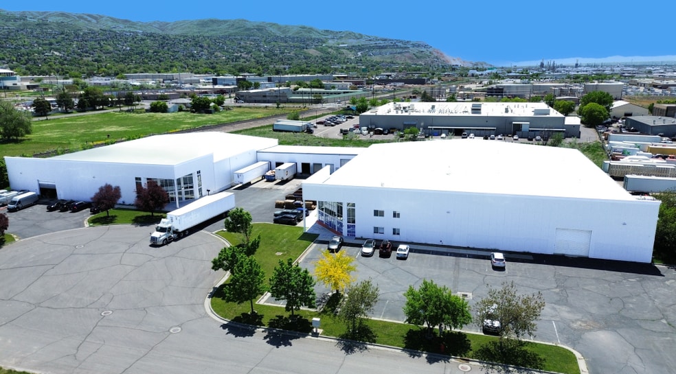 1173-1199 W 2425 S, Woods Cross, UT for lease - Building Photo - Image 1 of 18