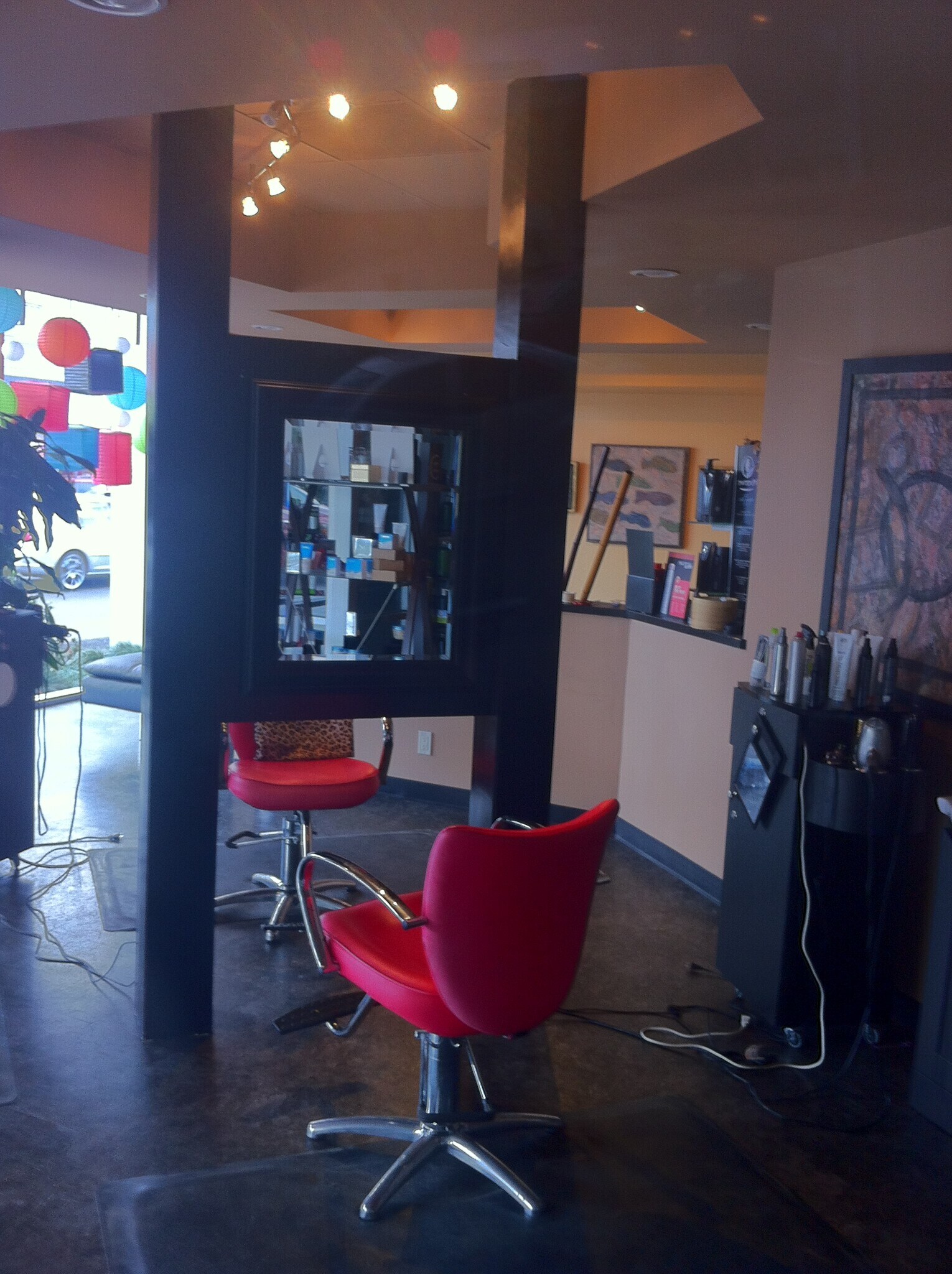 180 Kinoole St, Hilo, HI 96720 Hilo Plaza Building