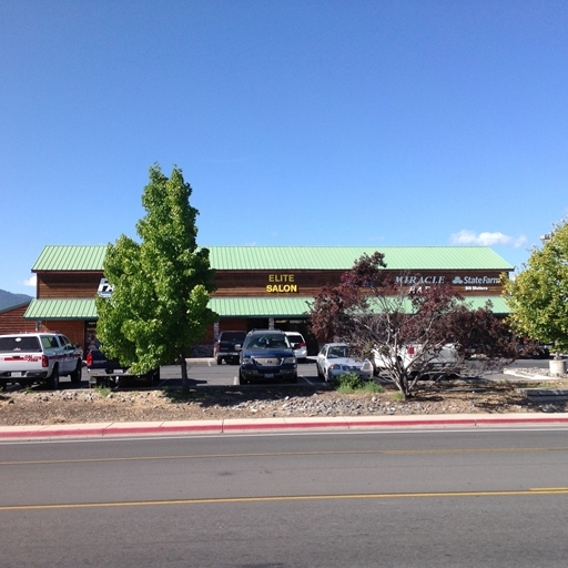 2910-2920 Riverside Dr, Susanville, CA for lease - Building Photo - Image 3 of 14