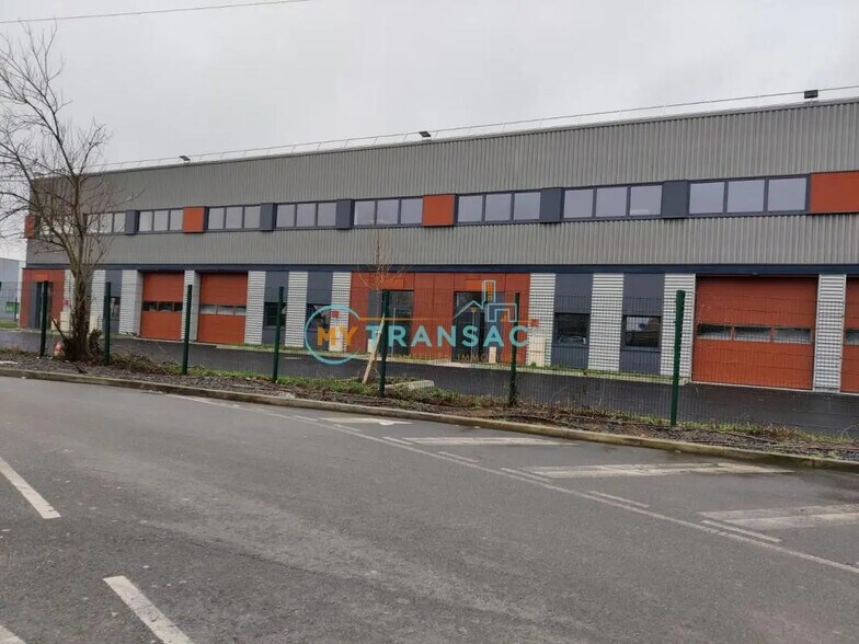 Flex in Corbeil-Essonnes for lease - Building Photo - Image 3 of 13