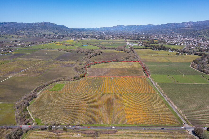 748 W Watmaugh Rd, Sonoma, CA for sale - Primary Photo - Image 2 of 9