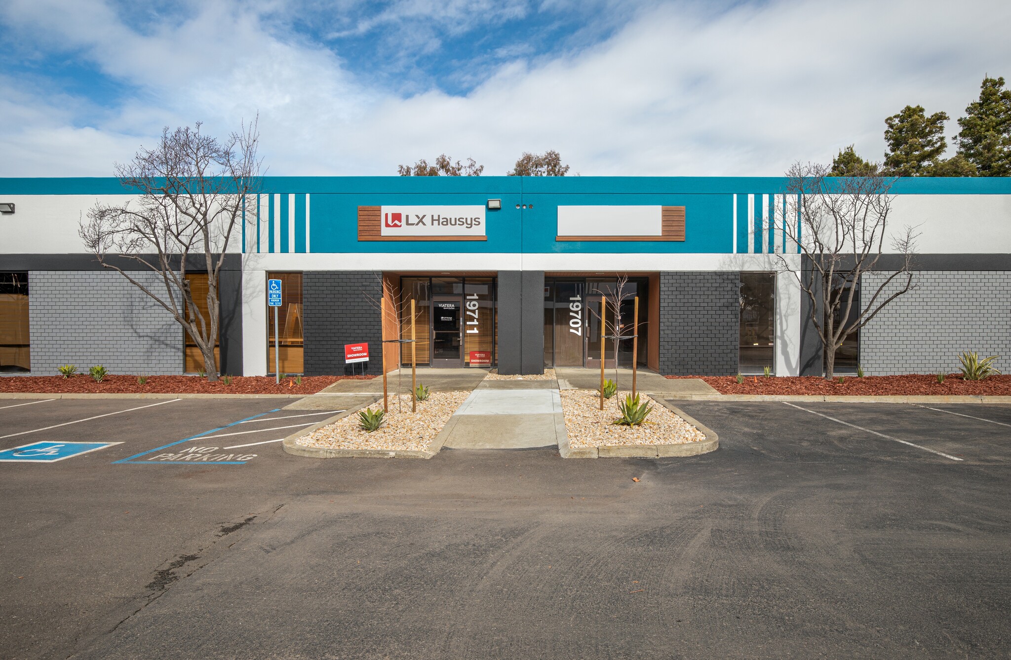 19707-19743 Cabot Blvd, Hayward, CA for lease Primary Photo- Image 1 of 17