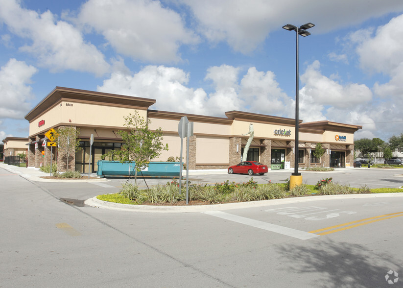 4001 Pine Island Rd, Fort Lauderdale, FL for lease - Building Photo - Image 3 of 5