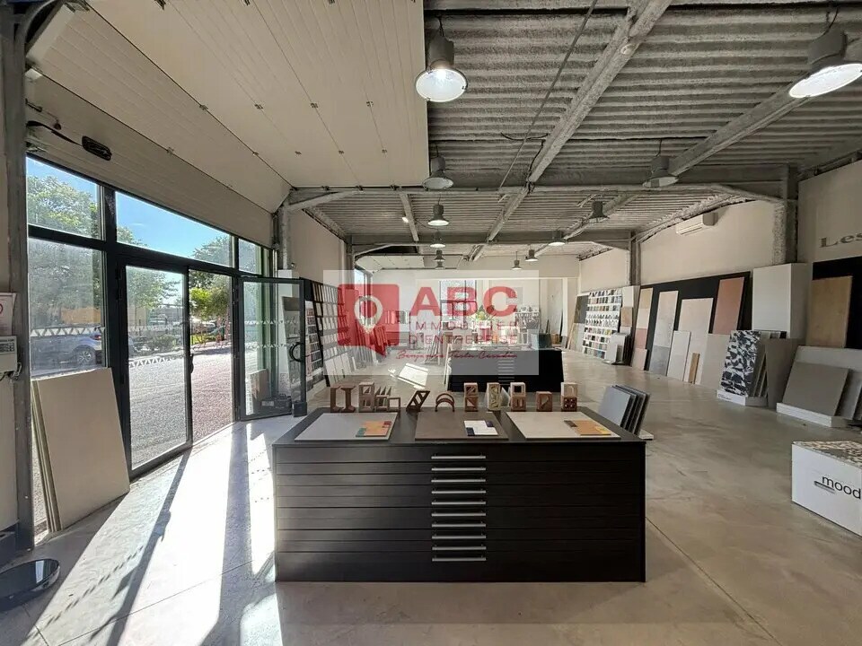 Flex in Saint-Aunès for sale Interior Photo- Image 1 of 5