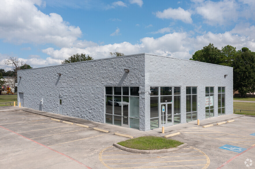 5737 Fm-1960 Rd E, Humble, TX for lease - Building Photo - Image 3 of 6