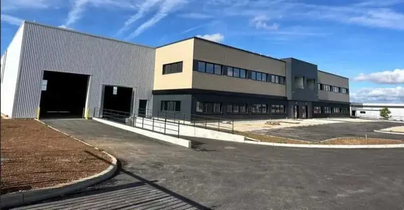 Flex in Colombier-Saugnieu for lease - Building Photo - Image 1 of 6