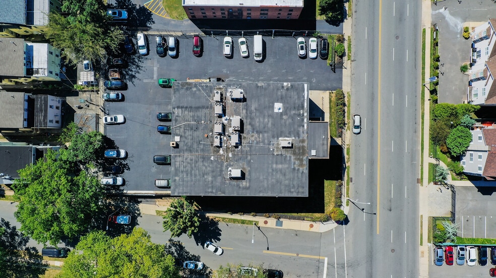 110 S Grove St, East Orange, NJ for sale - Building Photo - Image 3 of 67