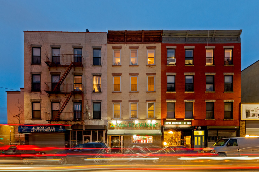 255 3rd Ave, Brooklyn, NY for sale - Primary Photo - Image 1 of 1