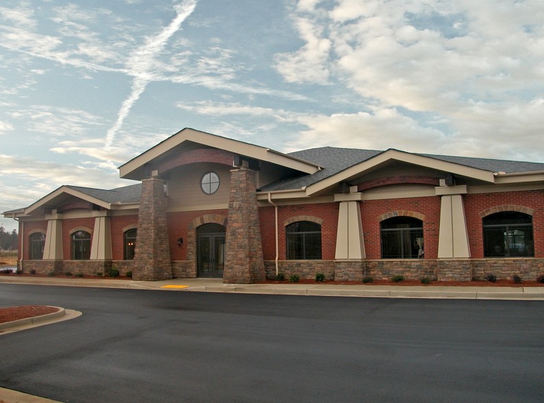 3700 Ridge Rd, Buford, GA for lease - Primary Photo - Image 1 of 12