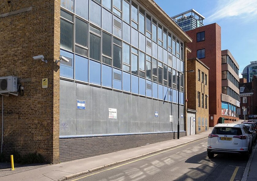 45 Laud St & 112 High St portfolio of 2 properties for sale on LoopNet.com - Building Photo - Image 3 of 6