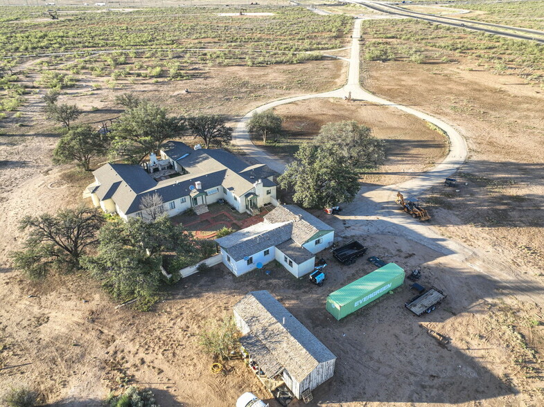 2070 SW Loop 338, Odessa, TX for lease - Primary Photo - Image 1 of 74