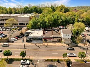 787 White Plains Rd, Scarsdale, NY - AERIAL  map view