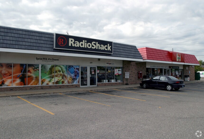 420-428 Baldwin St SW, Jenison, MI for sale - Primary Photo - Image 1 of 1