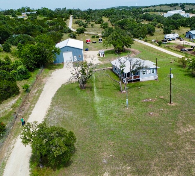 4909 Bell Springs Rd, Dripping Springs, TX for sale - Building Photo - Image 1 of 39