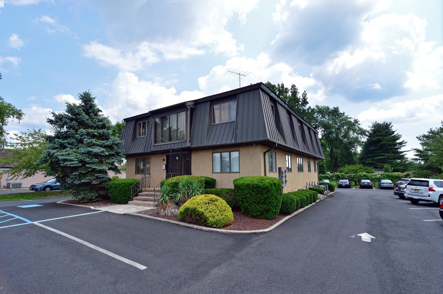 31 Schanck Rd, Freehold, NJ for lease - Building Photo - Image 3 of 4