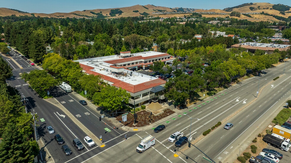 2551 San Ramon Valley Blvd, San Ramon, CA for lease - Aerial - Image 3 of 4